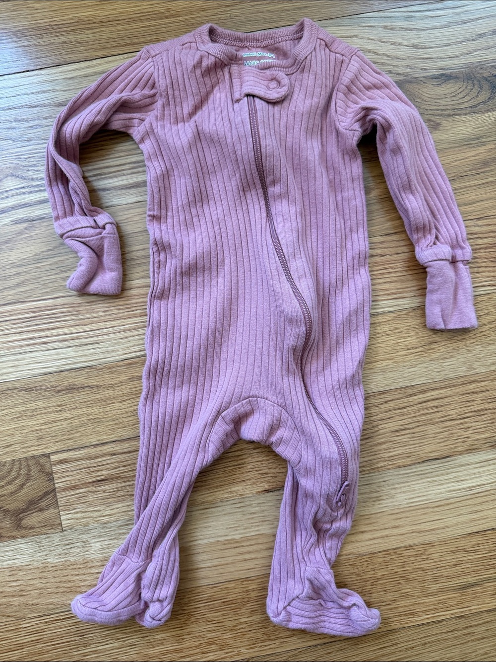 Ribbed Zip-Front organic cotton Mauve Pink pajamas. 3 months.